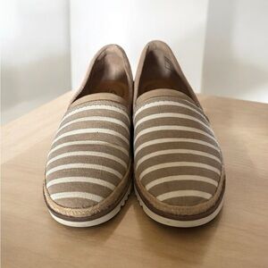Clarks Women’s Serena Paige Tan and White Espadrilles.